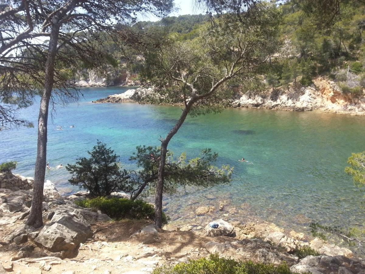Rez-De-Villa Proche De La Mer - Villa Temana Saint-Cyr-sur-Mer Exteriör bild